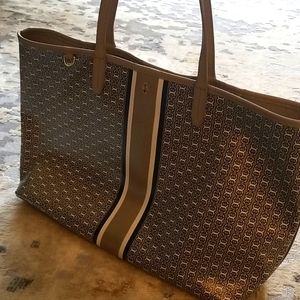 Tory Burch Gemini link tote